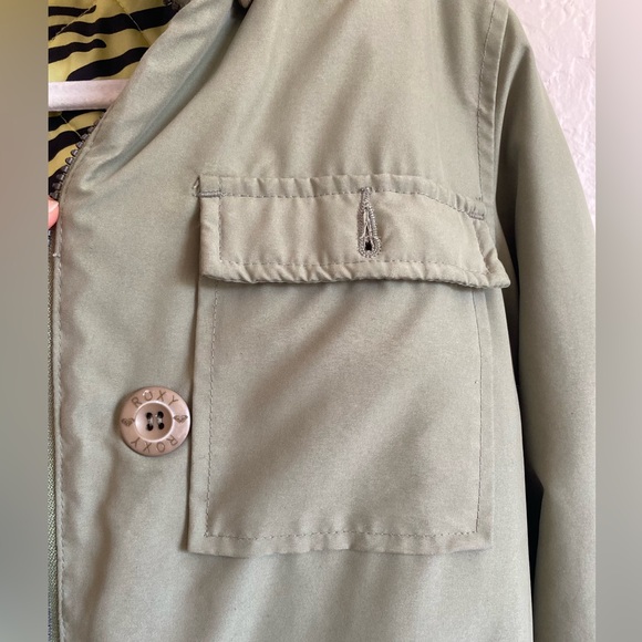 Vintage Y2k Green Roxy Puffer Jacket Detachable Hood. - Picture 2 of 10